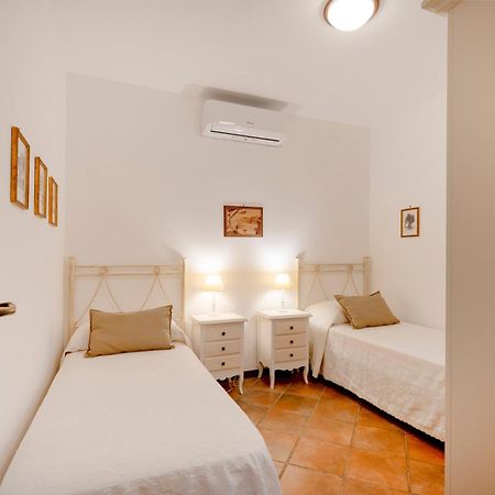 Il Trullo Delle Rose, Monopoli By Il Pumo Di Puglia Villa Cozzana Екстериор снимка